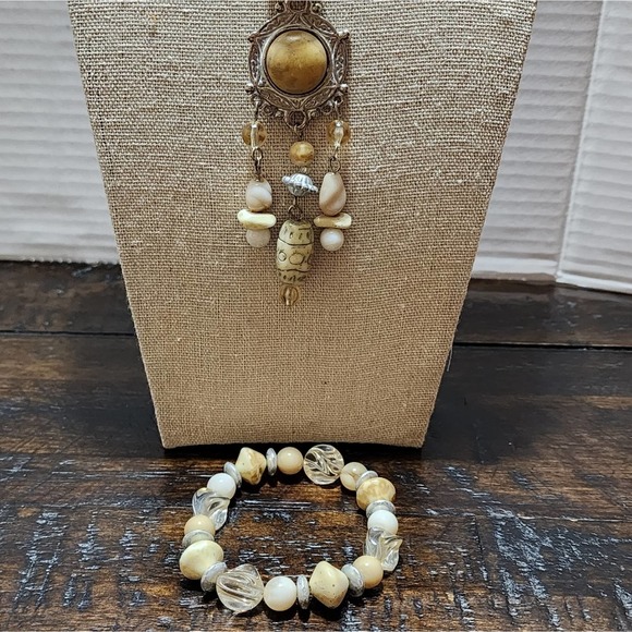 Treska necklace beaded tassel necklace and beaded stretch bracelet - Picture 3 of 8